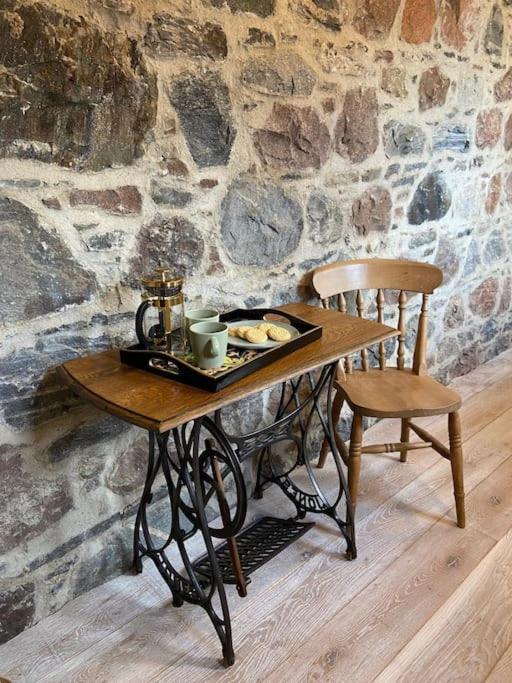 Signalman'S Cottage In Clachnaharry South Kessock المظهر الخارجي الصورة